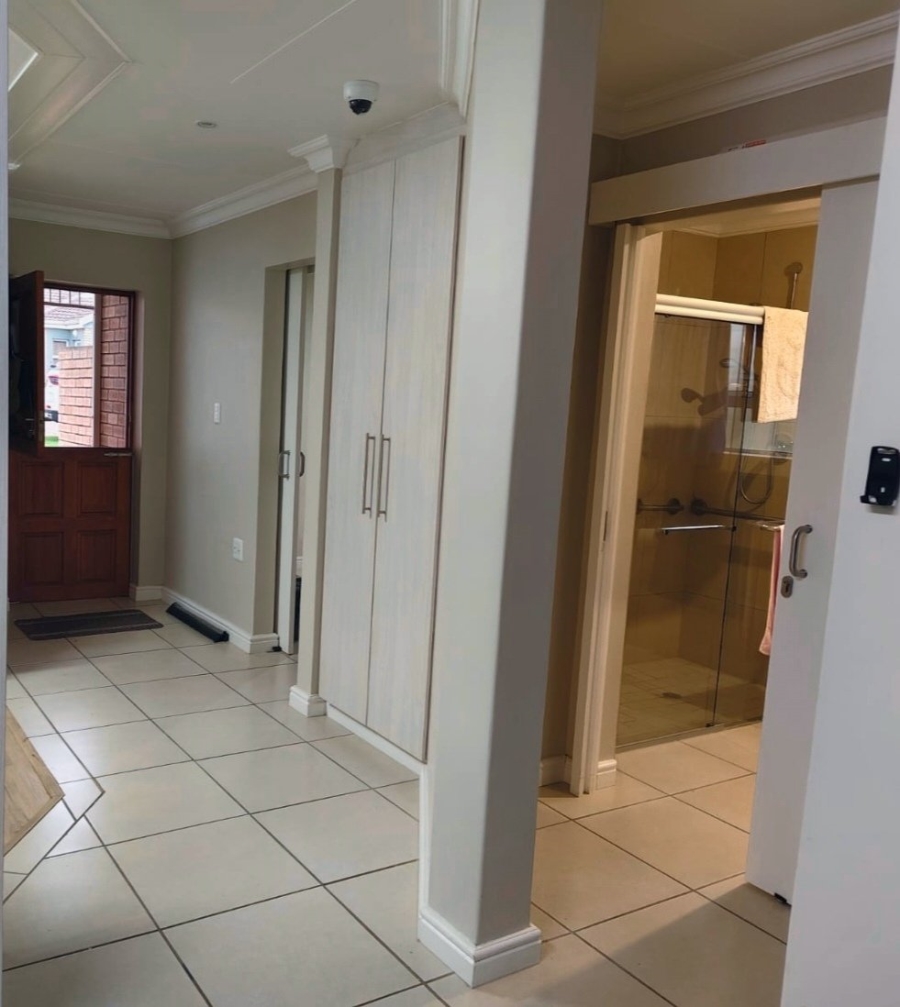 2 Bedroom Property for Sale in Groenkloof Retirement Village Western Cape